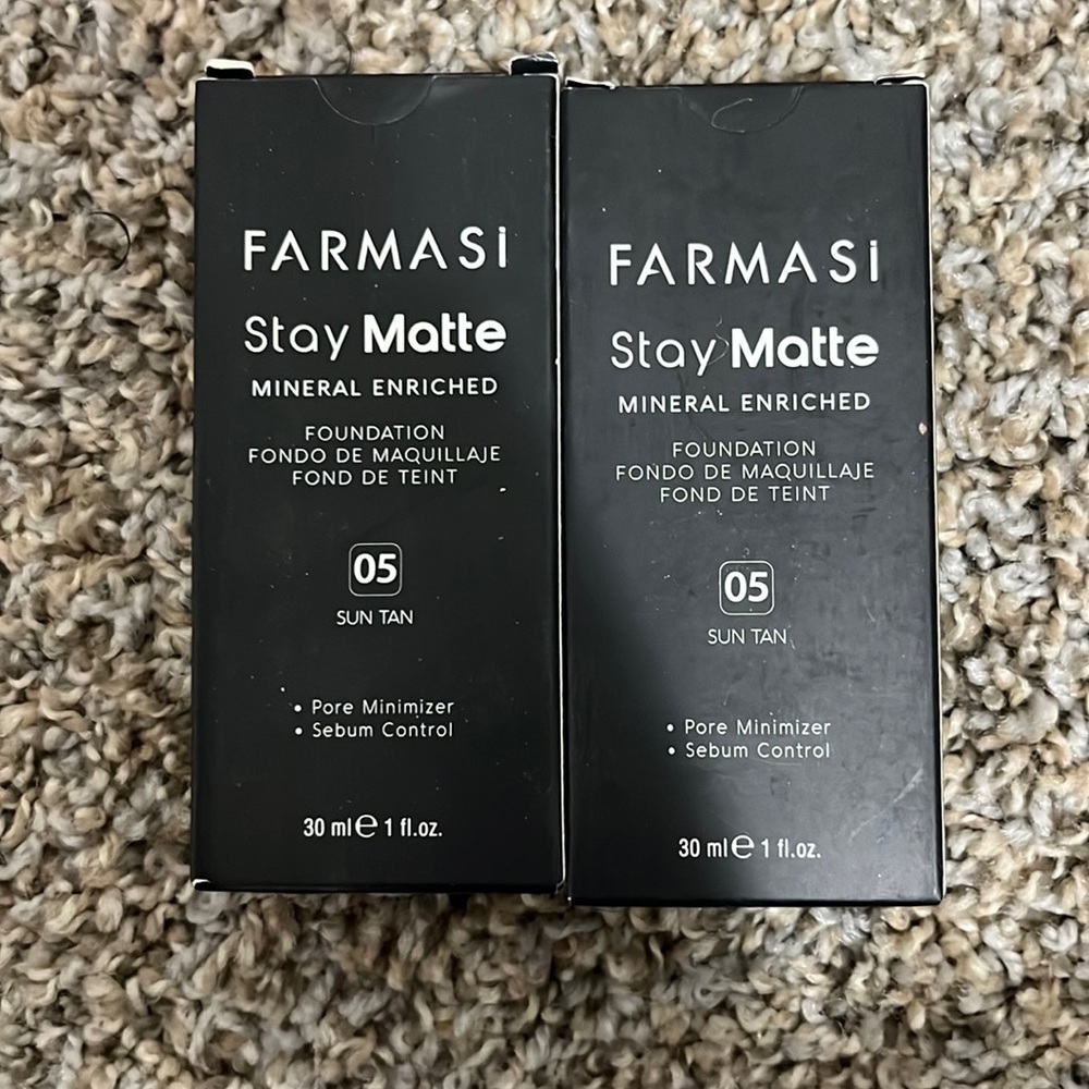 Farmasi stay matte foundation shade #05